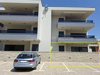 Apartman na moru, Prodaja, Povljana, Povljana