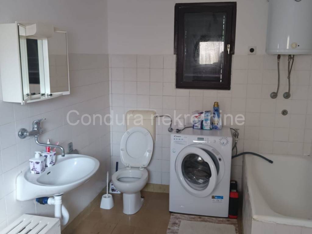Dvojna kuća, Prodaja, Privlaka, Privlaka