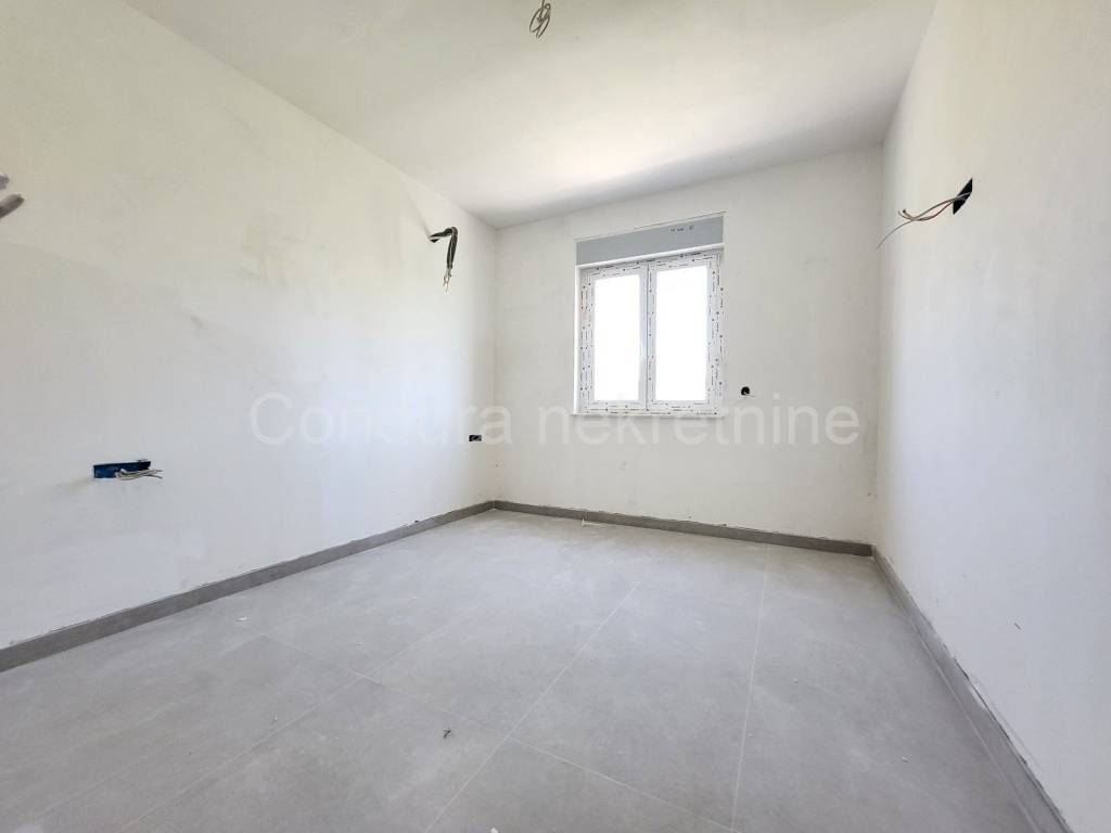 Apartman na moru, Prodaja, Povljana, Povljana