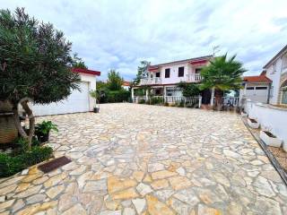 Kuća na moru, Prodaja, Vir, Vir