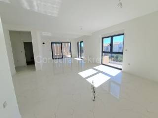 Apartman na moru, Prodaja, Privlaka, Privlaka