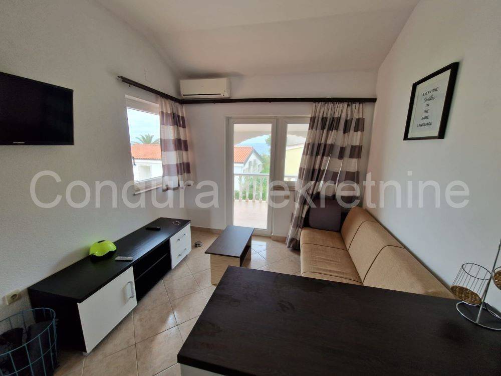 Apartman na moru, Prodaja, Vir, Vir