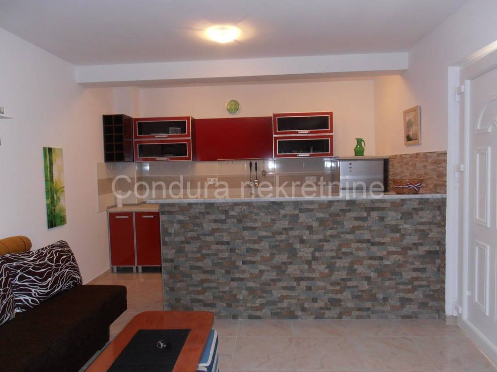 Apartman na moru, Prodaja, Nin, Nin