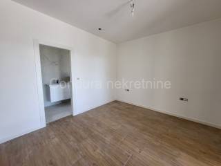 Apartman na moru, Prodaja, Privlaka, Privlaka
