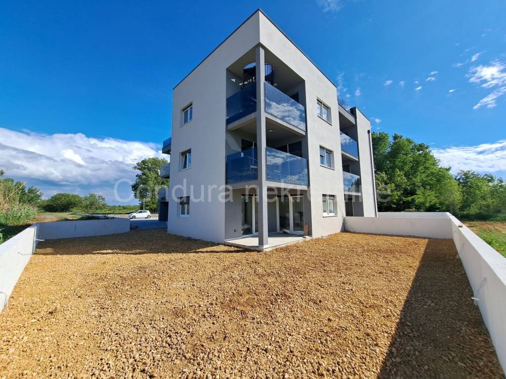 Apartman na moru, Prodaja, Nin, Nin
