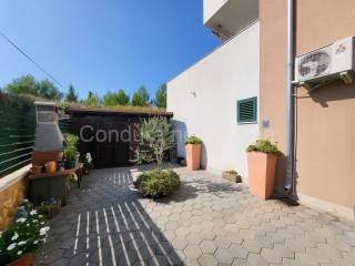 Apartman na moru, Prodaja, Nin, Nin
