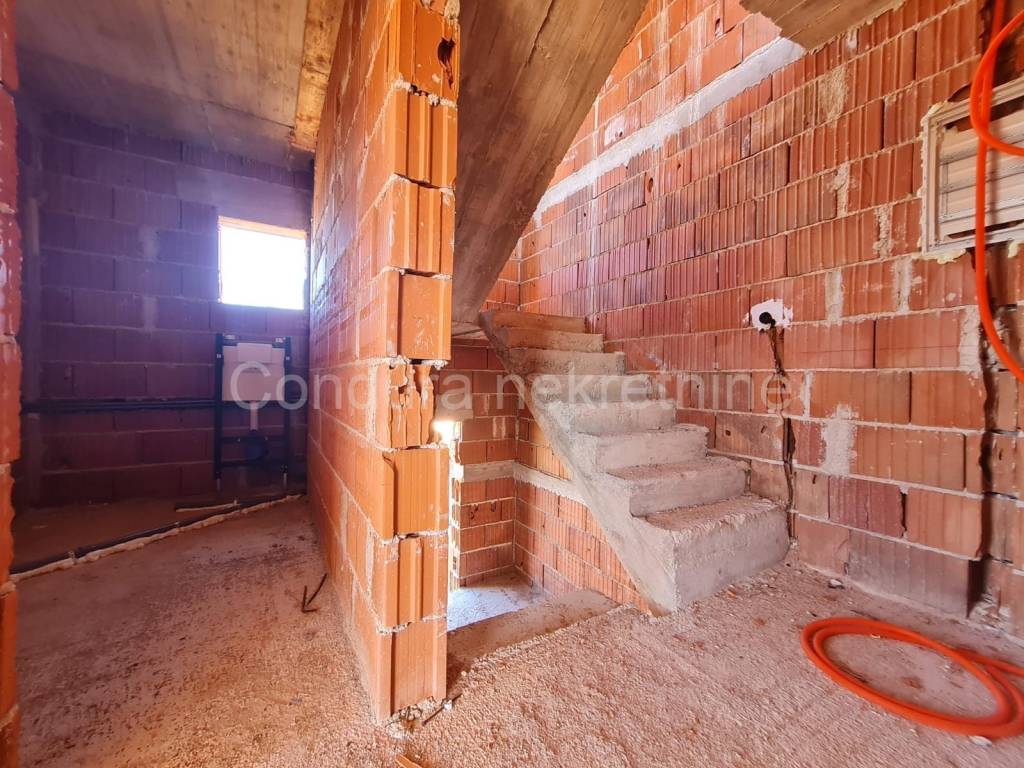 Apartman na moru, Prodaja, Privlaka, Privlaka