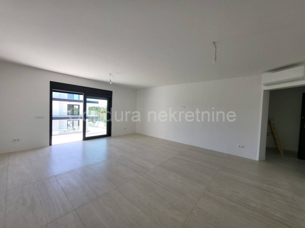 Apartman na moru, Prodaja, Privlaka, Privlaka