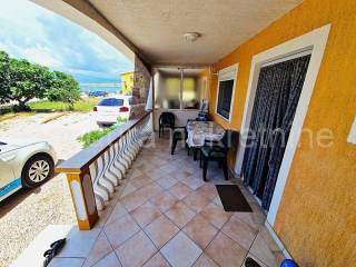 Apartman na moru, Prodaja, Vir, Vir