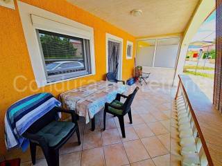 Apartman na moru, Prodaja, Vir, Vir