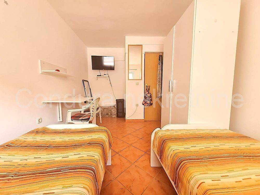 Apartman na moru, Prodaja, Vir, Vir