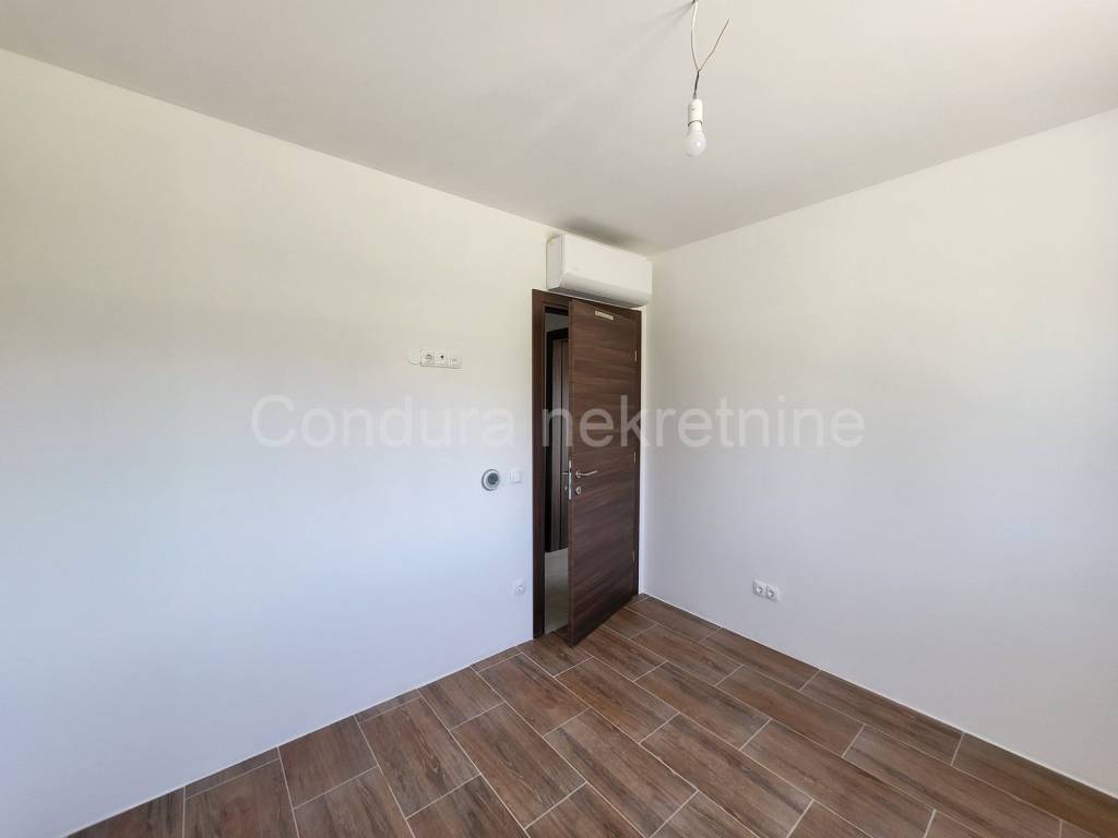 Apartman na moru, Prodaja, Privlaka, Privlaka