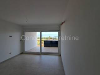 Apartman na moru, Prodaja, Nin, Nin