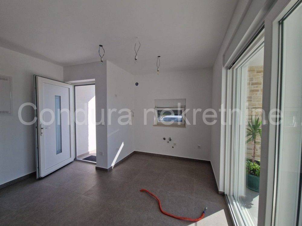 Apartman s okućnicom, Prodaja, Posedarje, Posedarje