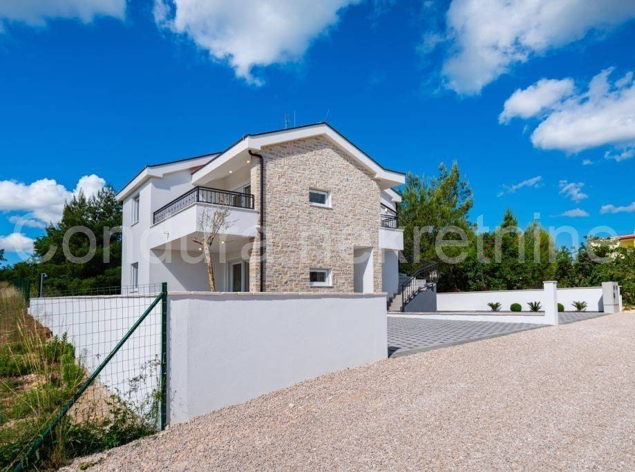 Apartman s okućnicom, Prodaja, Posedarje, Posedarje
