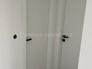 Apartman na moru, Prodaja, Povljana, Povljana