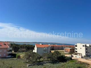 Apartman na moru, Prodaja, Povljana, Povljana