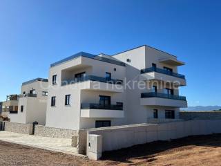 Apartman na moru, Prodaja, Povljana, Povljana