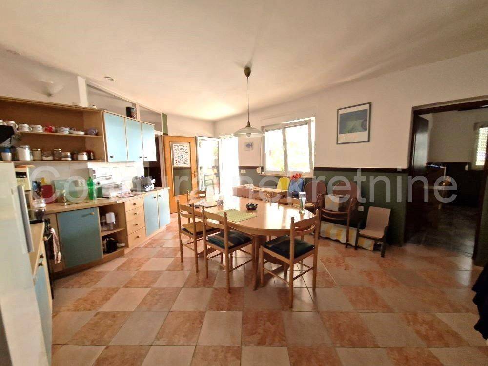 Apartman na moru, Prodaja, Vir, Vir