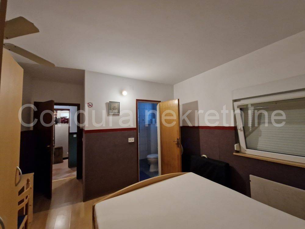 Apartman na moru, Prodaja, Vir, Vir