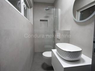 Vila, Prodaja, Nin, Zaton