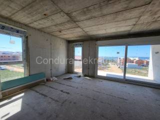 Apartman na moru, Prodaja, Povljana, Povljana