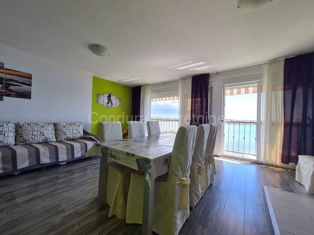 Apartman na moru, Prodaja, Privlaka, Privlaka
