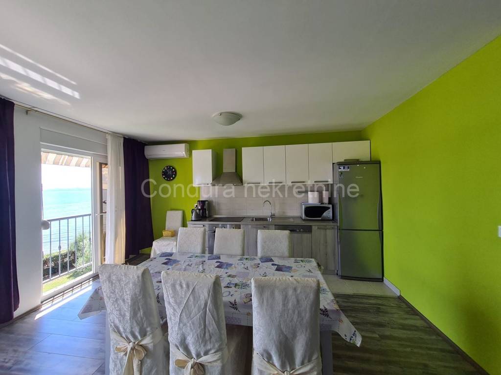 Apartman na moru, Prodaja, Privlaka, Privlaka