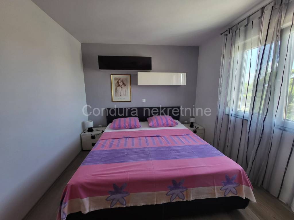 Apartman na moru, Prodaja, Privlaka, Privlaka