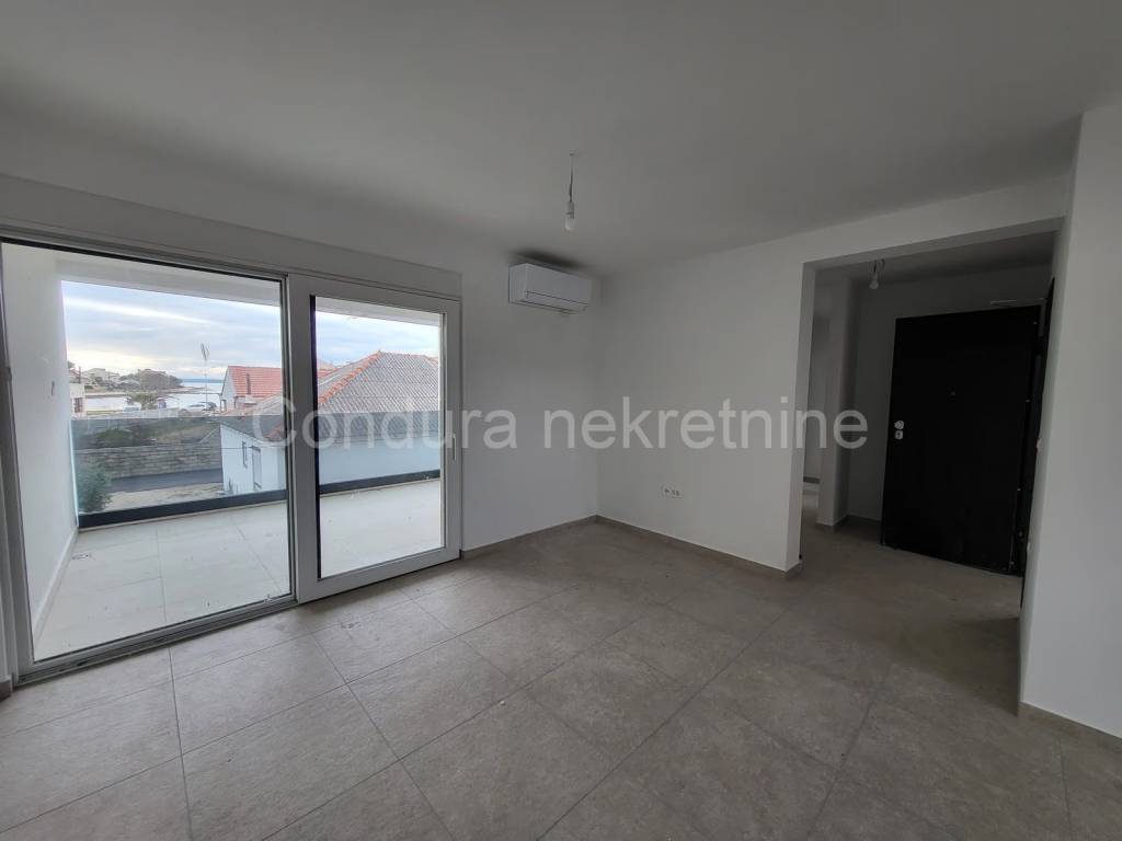 Apartman na moru, Prodaja, Privlaka, Privlaka