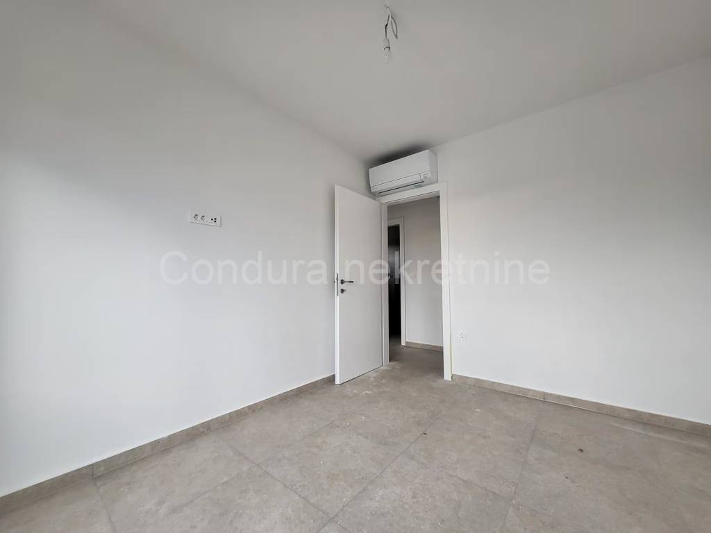 Apartman na moru, Prodaja, Privlaka, Privlaka