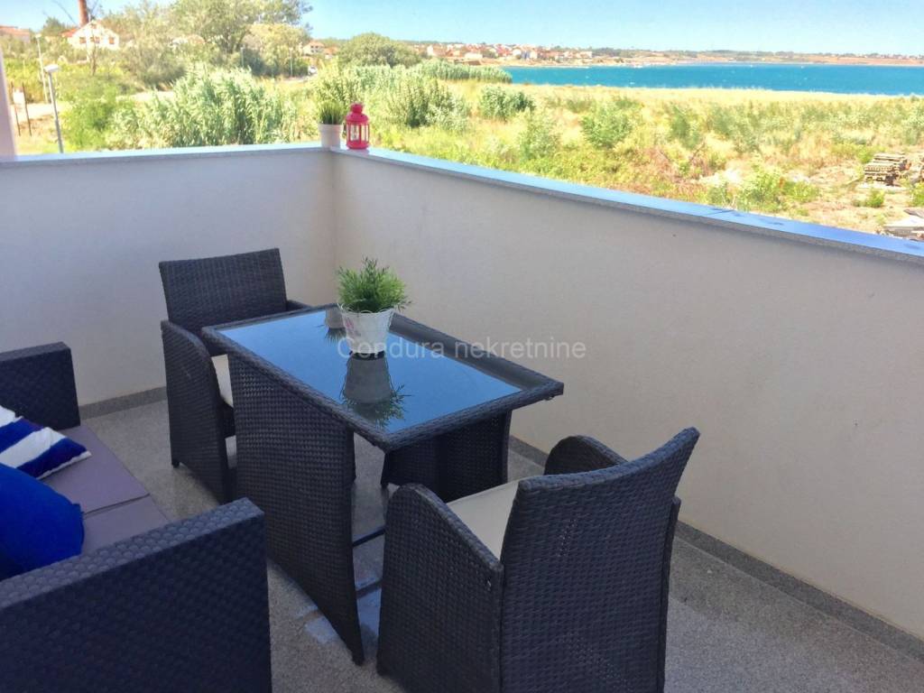 Apartman na moru, Prodaja, Nin, Nin