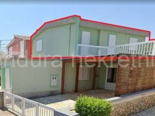Apartman na moru, Prodaja, Vir, Vir