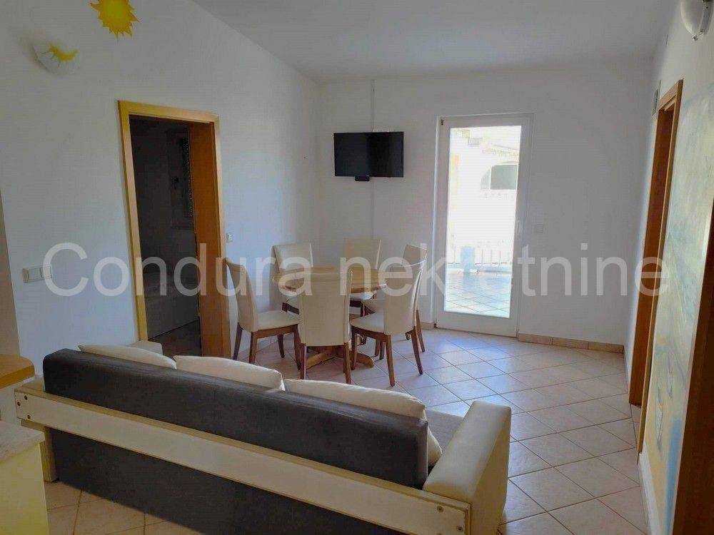 Apartman na moru, Prodaja, Vir, Vir