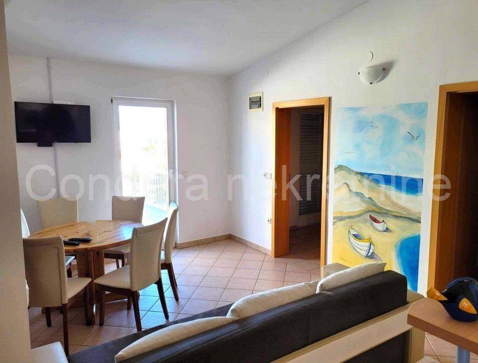 Apartman na moru, Prodaja, Vir, Vir