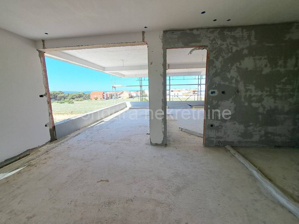 Apartman na moru, Prodaja, Povljana, Povljana