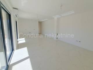 Apartman na moru, Prodaja, Privlaka, Privlaka