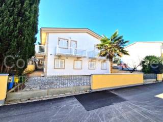 Apartmanska kuća, Prodaja, Vir, Vir