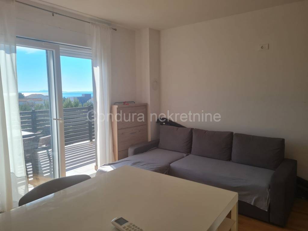 Apartman na moru, Prodaja, Vir, Vir