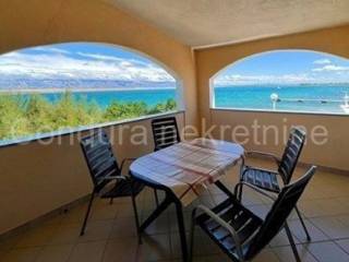 Apartman na moru, Prodaja, Vir, Vir