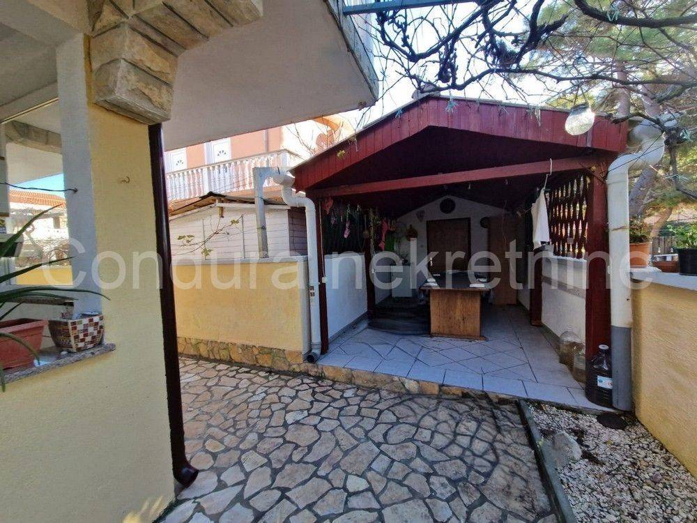 Apartmanska kuća, Prodaja, Vir, Vir