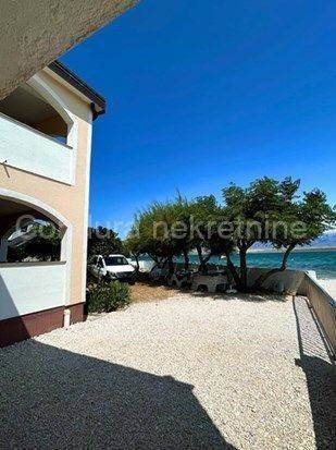 Apartman na moru, Prodaja, Vir, Vir