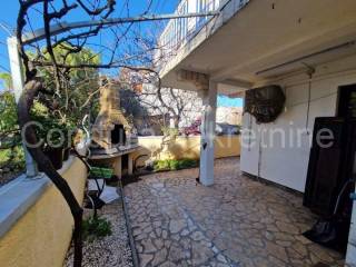 Apartmanska kuća, Prodaja, Vir, Vir