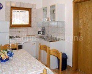 Apartman na moru, Prodaja, Vir, Vir