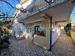Apartmanska kuća, Prodaja, Vir, Vir