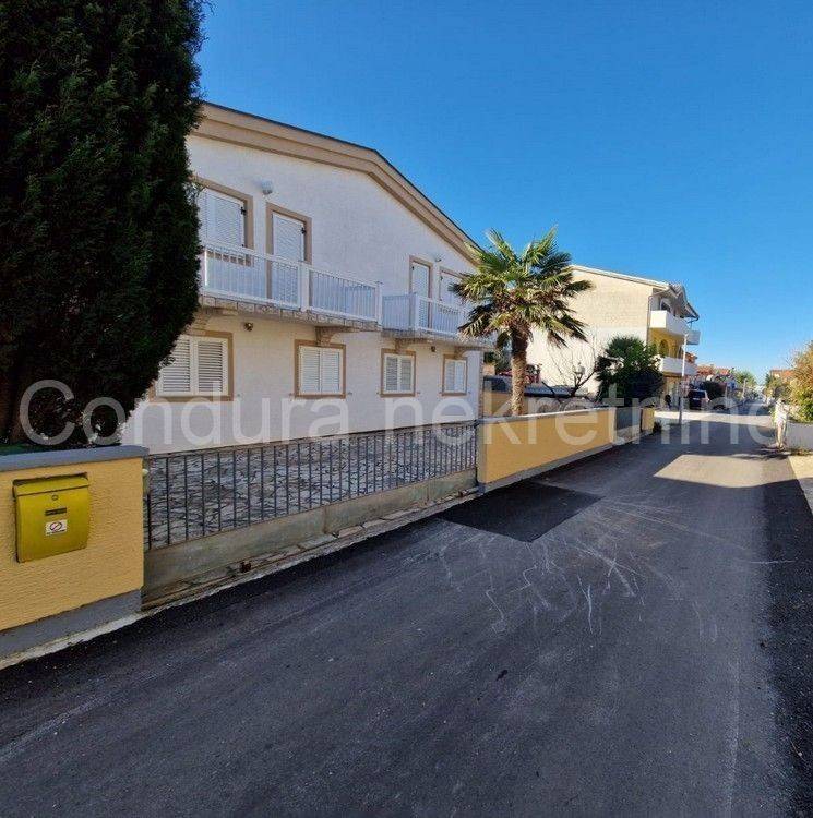Apartmanska kuća, Prodaja, Vir, Vir