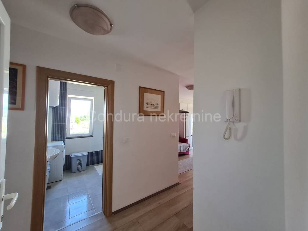 Apartman na moru, Prodaja, Privlaka, Privlaka