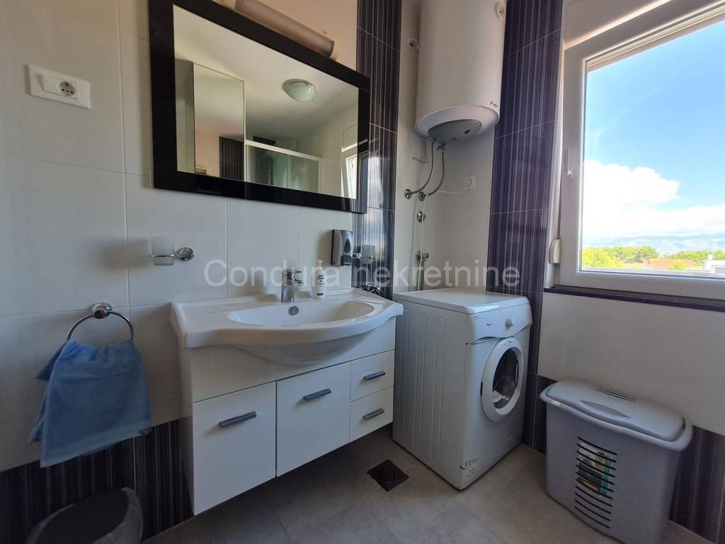 Apartman na moru, Prodaja, Privlaka, Privlaka