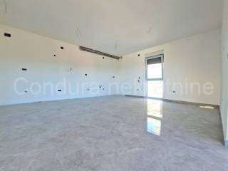Apartman na moru, Prodaja, Vir, Vir