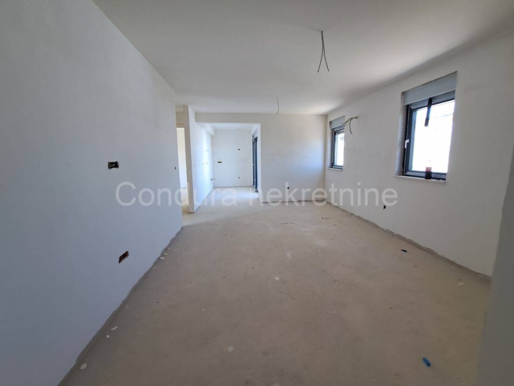 Apartman na moru, Prodaja, Privlaka, Privlaka